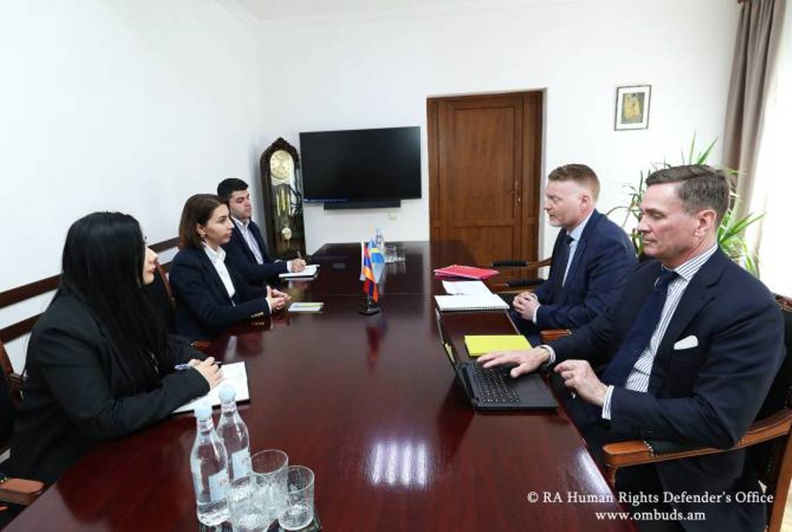Омбудсмен Армении принял представителей национальных судов Швеции