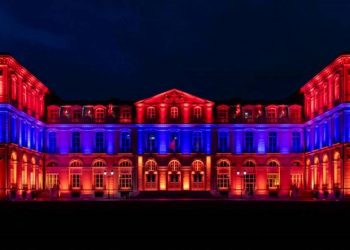 Марсельский дворец Фаро осветили цветами армянского флага в память о жертвах Геноцида армян
