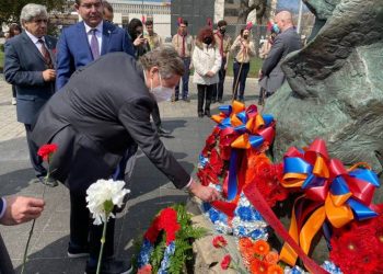 Мэр Торонто принял участие в чествовании жертв Геноцида армян