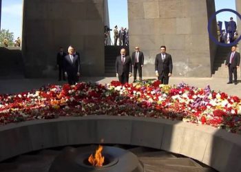 Высшее руководство Армении почтило память жертв Геноцида армян