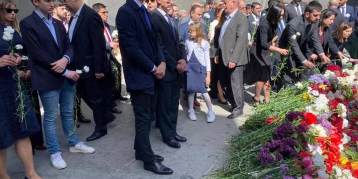 Горе армян достойно нашего уважения и внимания: голландский политик