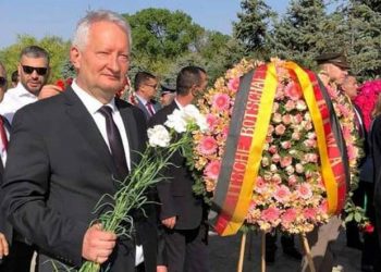 Посол Германии почтил память жертв Геноцида армян