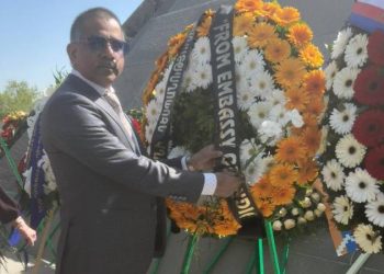 Посол Республики Индия в Армении почтил память жертв Геноцида армян
