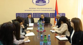 Министр иностранных дел Арцаха и слушатели Дипломатической школы МИД РА обсудили азербайджано-карабахский конфликт