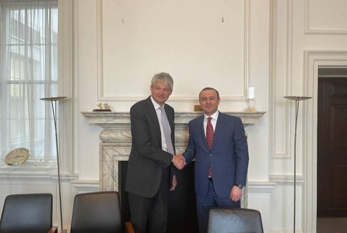 Секретари Совбезов Армении и Великобритании обсудили вопросы повестки двусторонних отношений