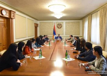 Президент Арцаха встретился с группой слушателей Дипломатической школы при МИД Армении