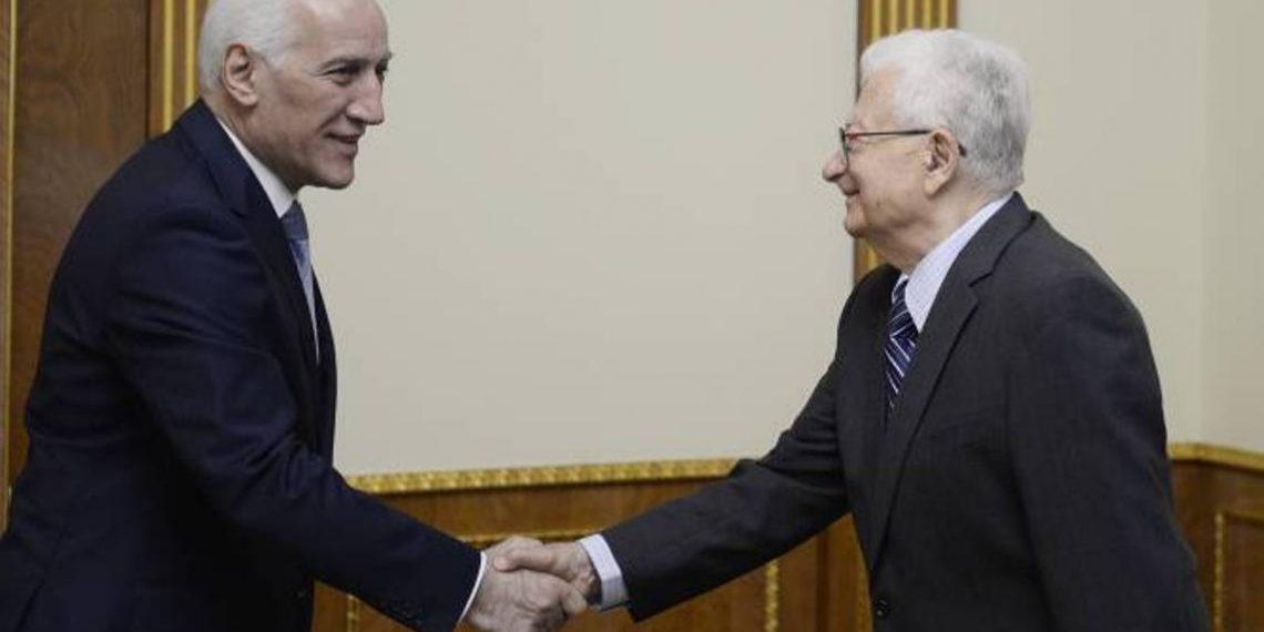 Ваагн Хачатурян принял известного академика Юрия Ованнисяна