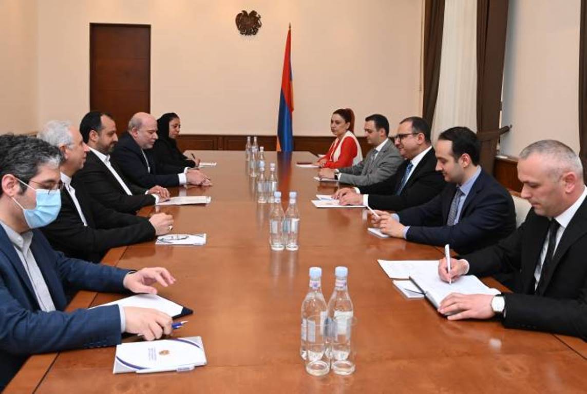 Министр финансов Армении принял делегацию во главе с министром экономики и финансов Ирана