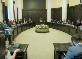 Во главе с вице-премьером обсужден ход подготовительных работ к песенному конкурсу «Детское Евровидение-2022»