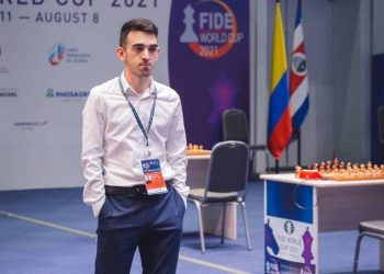 Айк Мартиросян и Шант Саркисян участвуют в шахматном турнире «Форментра»