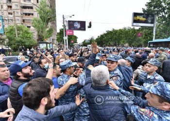 Задержано 70 участников проходящих в Ереване акций неповиновения