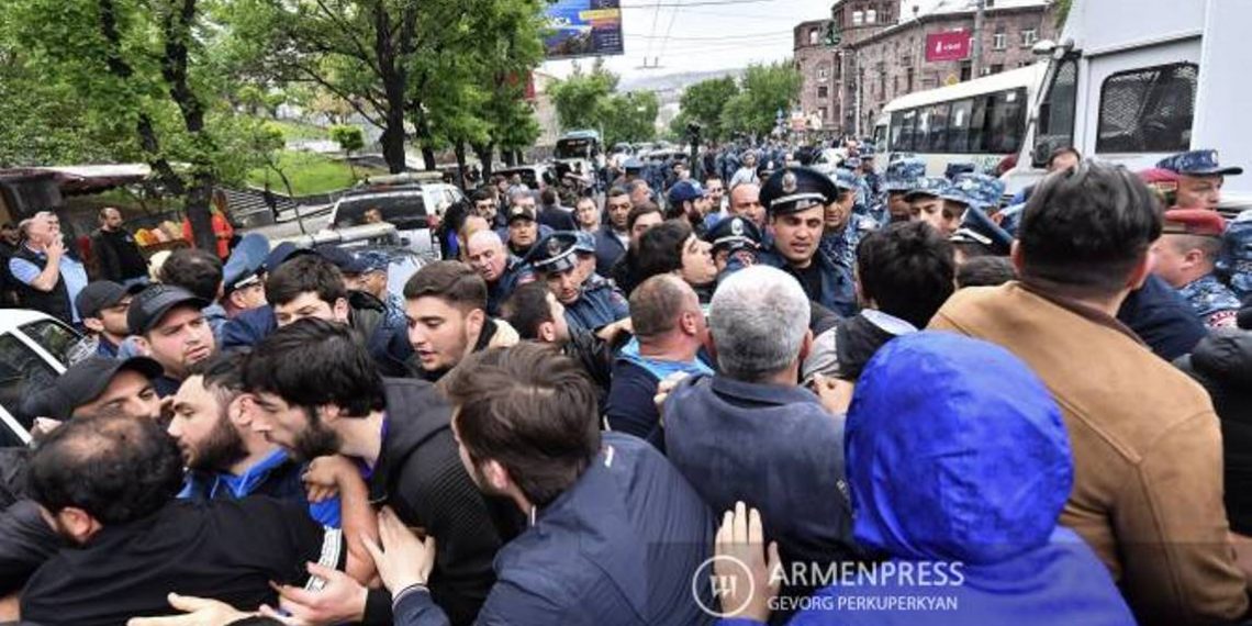 В ходе акций неповиновения задержано 169 человек