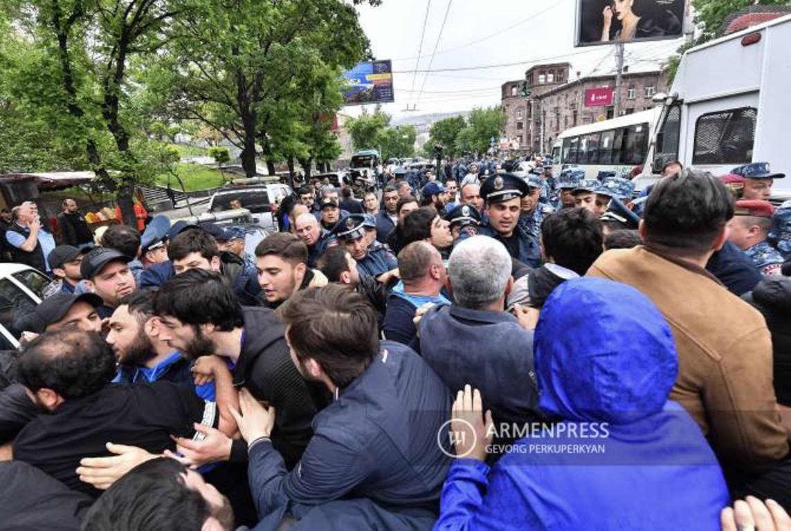 В ходе акций неповиновения задержано 169 человек