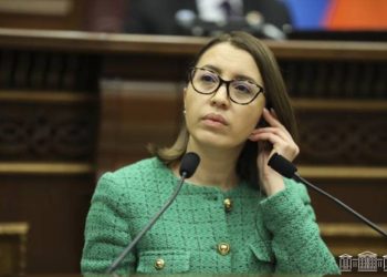 В Национальном собрании Кристине Григорян представила годовой доклад о деятельности Омбудсмена