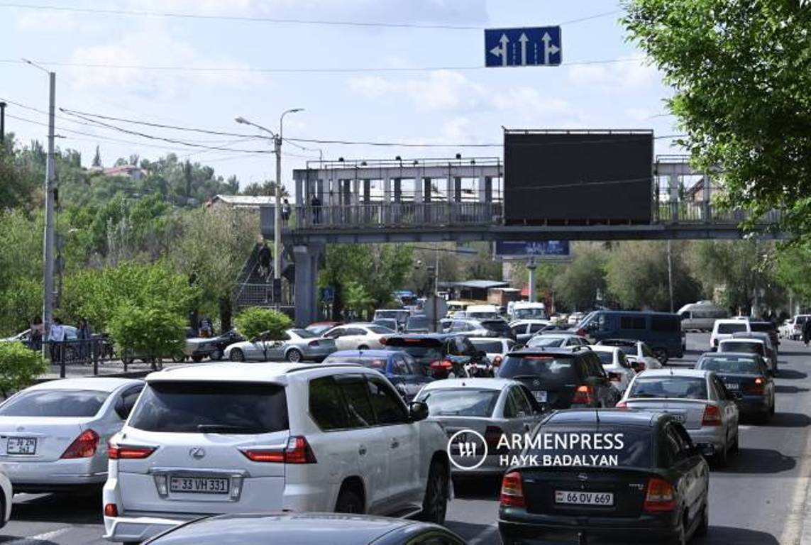 В Ереване на данный момент нет перекрытых улиц, перекрестков и транспортных узлов: Полиция Армении