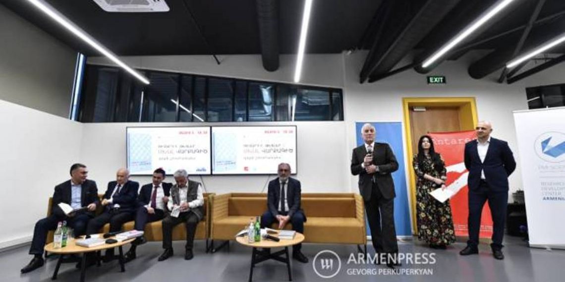 Презентация перевода книги Ричарда Х. Талера, под редакцией президента Армении