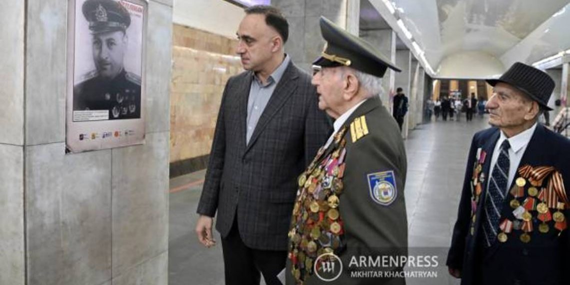 На станции метро «Маршал Баграмян» открылась выставка «Великая Отечественная война и Ереван»
