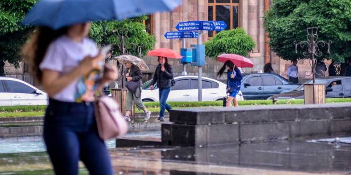 В Армении в ближайшие дни ожидается дождь и гроза