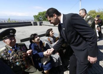 Грачья Саргсян почтил память героев, погибших во время Великой Отечественной войны и освобождения Шуши