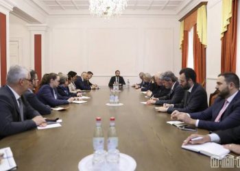 Вице-спикер НС представил аккредитованным в Армении послам  процесс урегулирования отношений между Арменией и Турцией