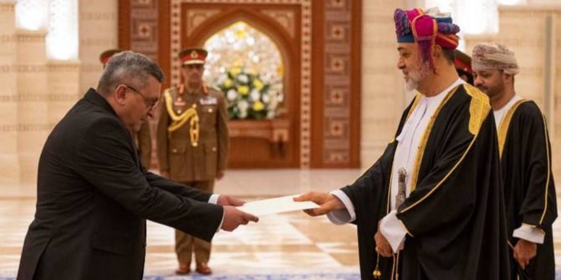 Посол Армении вручил верительные грамоты султану Омана