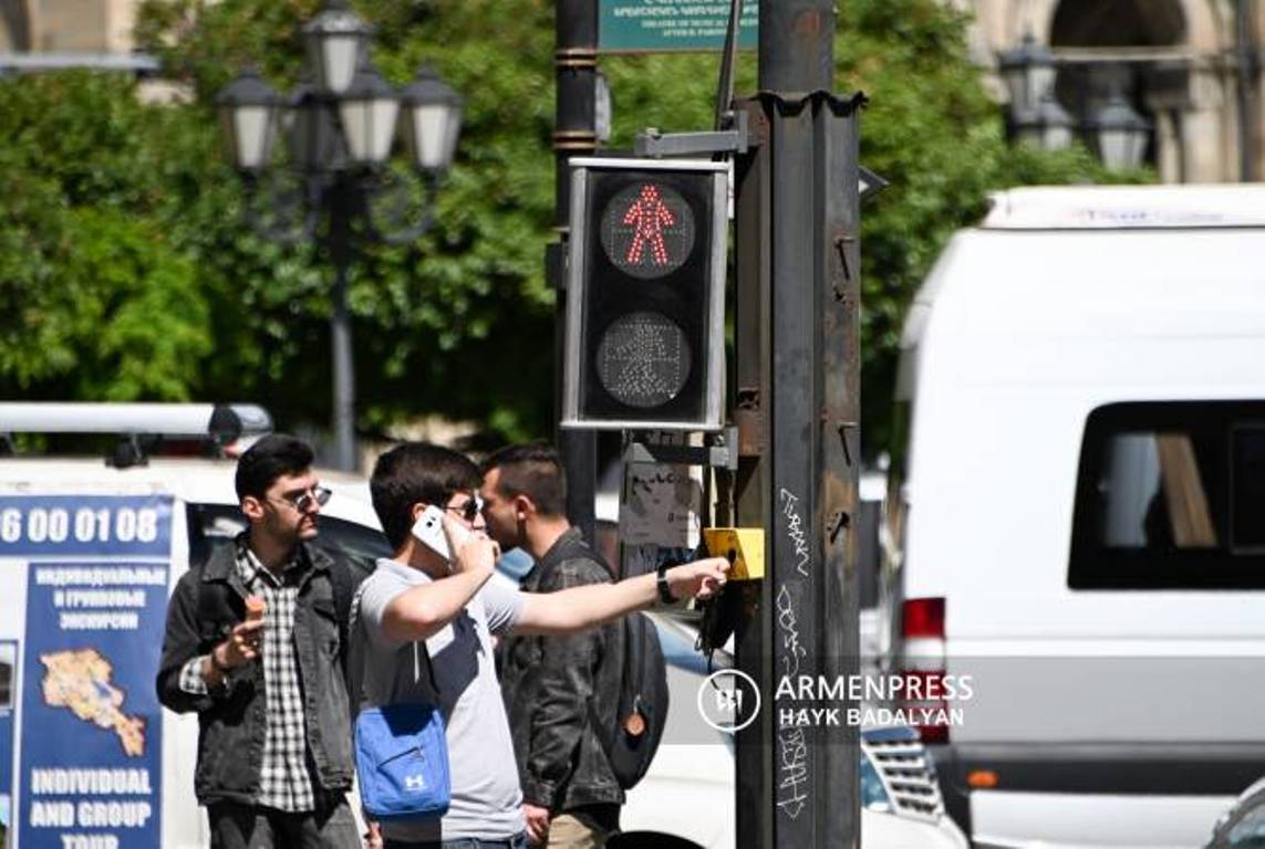 До конца года на 50 перекрестках Еревана будут установлены умные светофоры