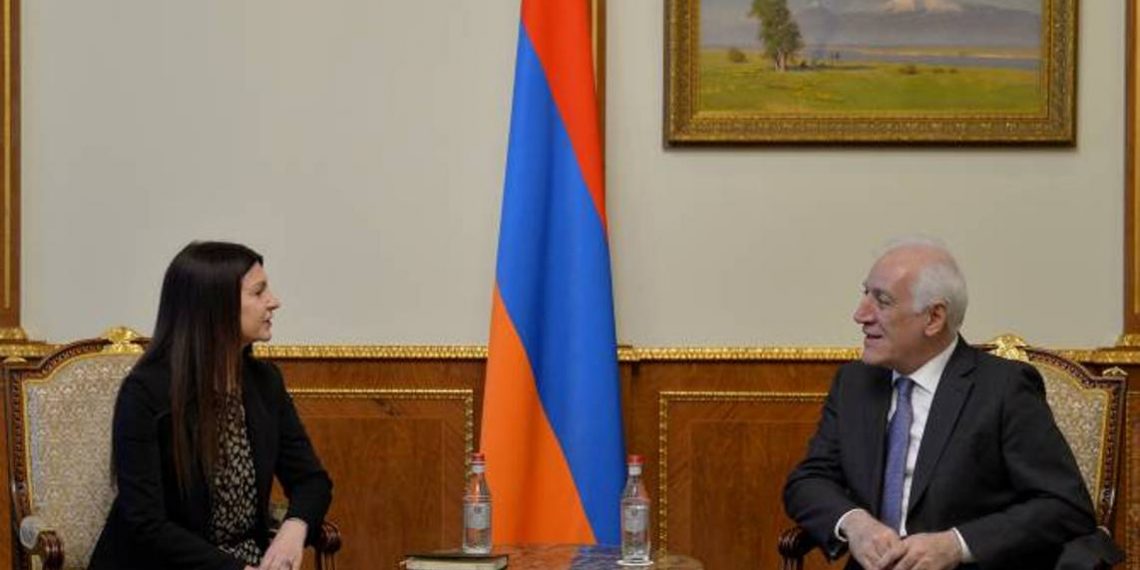 Президент Армении принял посла Сербии Татьяну Панайотович Цветкович