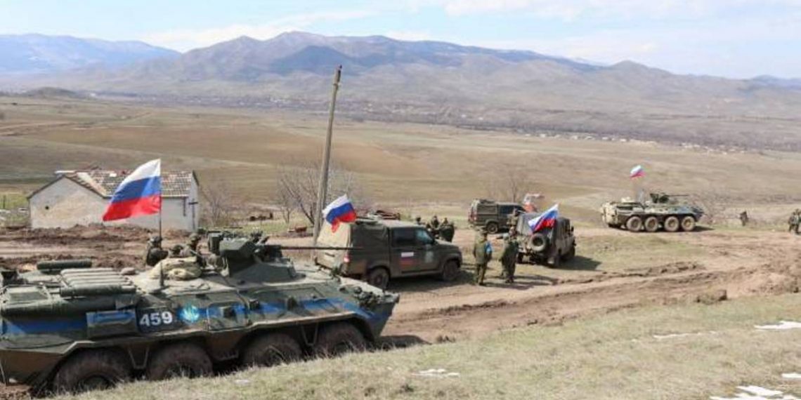 В зоне ответственности российского миротворческого контингента в Арцахе нарушений не зафиксировано: МО РФ