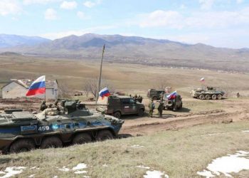 В зоне ответственности российского миротворческого контингента в Арцахе нарушений не зафиксировано: МО РФ