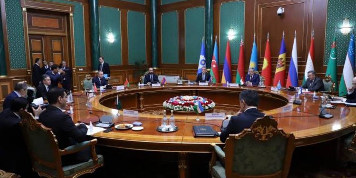 В Душанбе проходит заседание Совета министров иностранных дел государств- участников СНГ