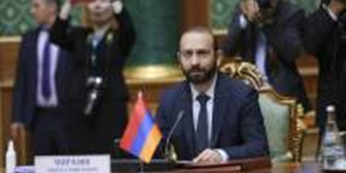 Арарат Мирзоян представил позицию Армении по урегулированию нагорно-карабахского конфликта