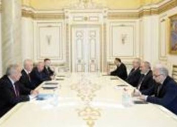 Премьер-министр Пашинян принял министра спорта РФ Олега Матыцина