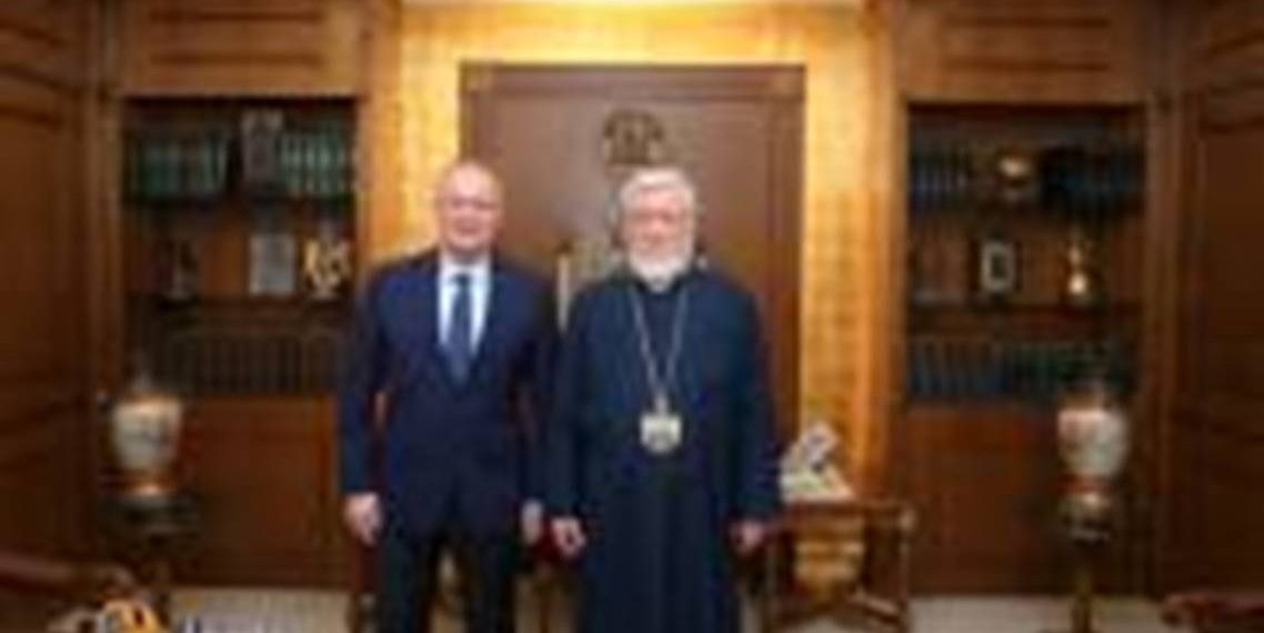 Католикос Великого Дома Киликийского Арам I принял послов Армении и России в Ливане