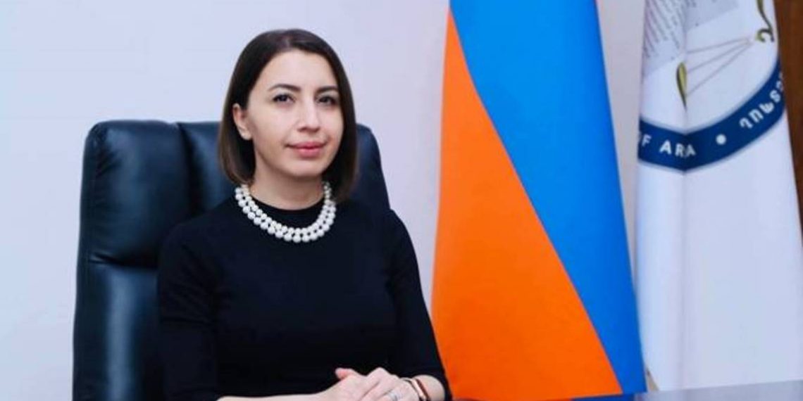 В армянской семье исстари особое уважение к материнству и женщинам. Поздравление ЗПЧ  с Днем семьи
