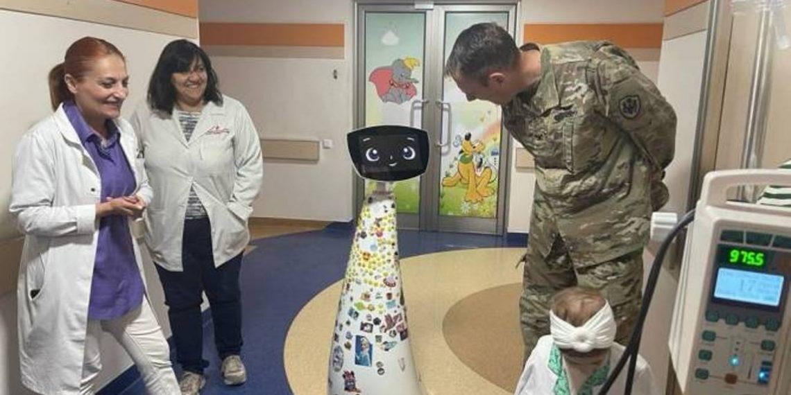 Центр детской онкологии и болезней крови получил дар от посольства США — 5 устройств виртуальной реальности