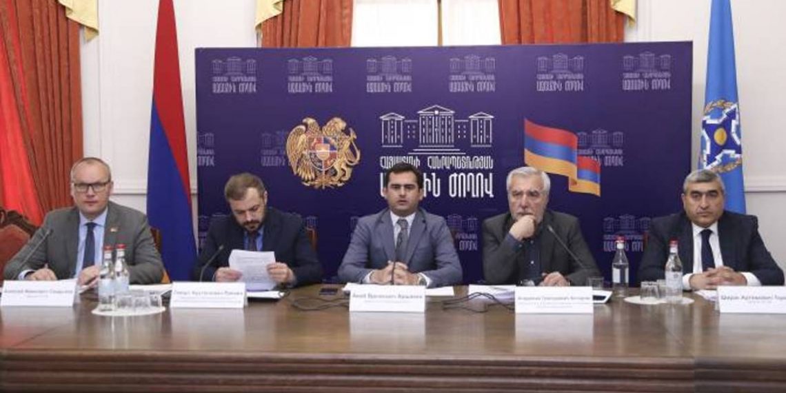 Акоп Аршакян в онлайн формате участвовал в совместном внеочередном заседании постоянных комиссий ПА ОДКБ