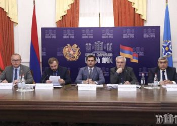 Акоп Аршакян в онлайн формате участвовал в совместном внеочередном заседании постоянных комиссий ПА ОДКБ