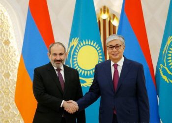 Премьер-министр Пашинян направил поздравительное послание президенту Казахстана по случаю дня рождения
