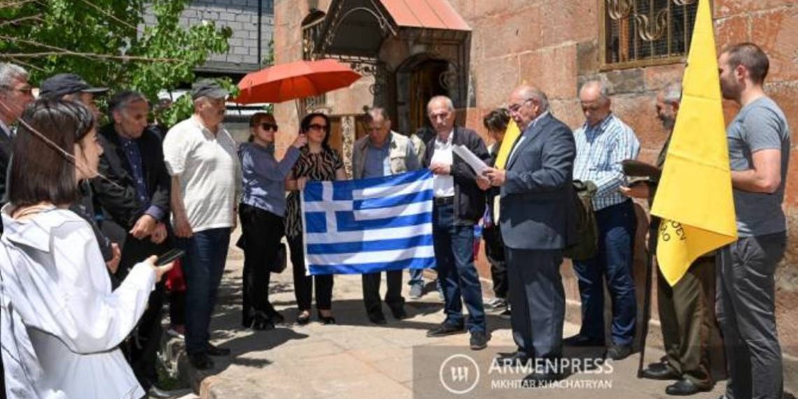 Греческая община Армении почтила память жертв Геноцида понтийских греков