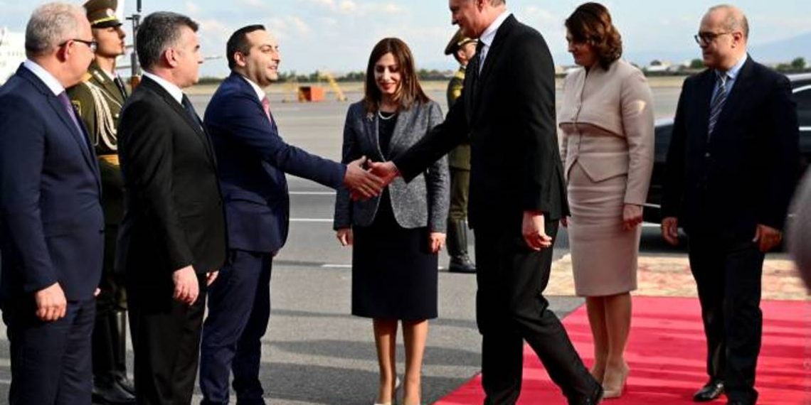 Президент Литовской Республики с официальным визитом прибыл в Армению