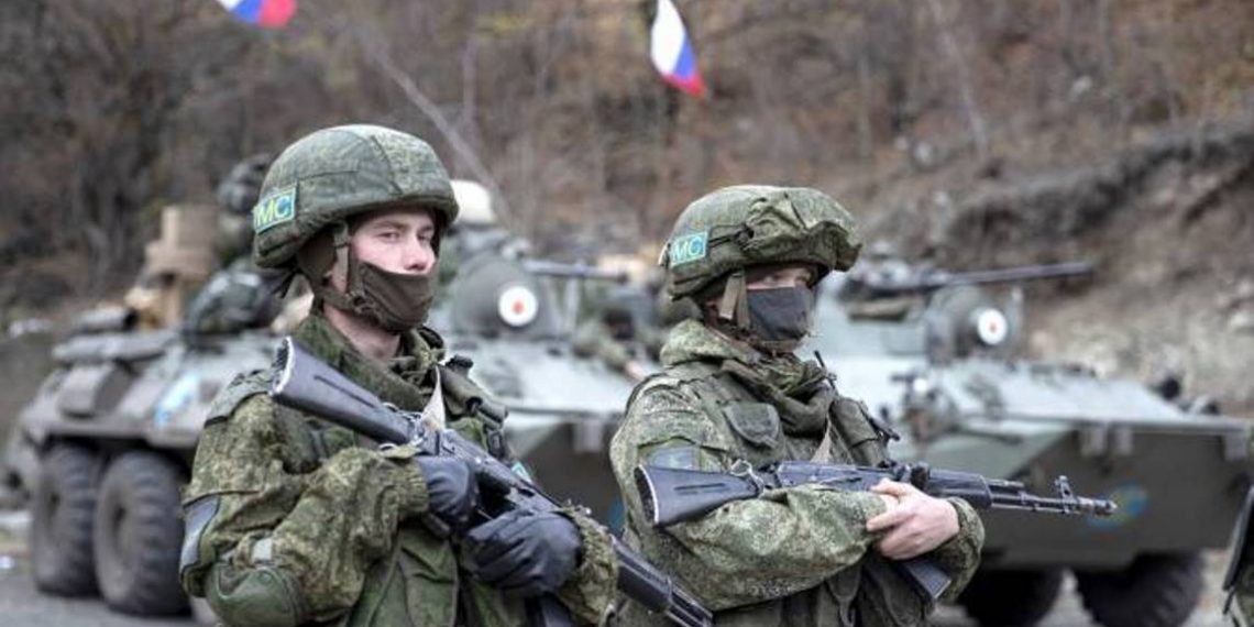 В зоне ответственности российского миротворческого контингента в Арцахе нарушений не зафиксировано: МО РФ