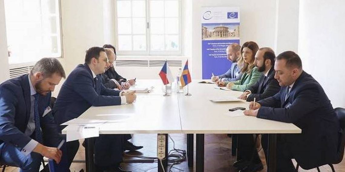 В Турине состоялась встреча глав МИД Армении и Чехии