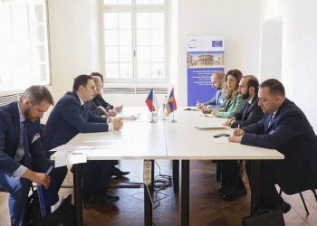 В Турине состоялась встреча глав МИД Армении и Чехии