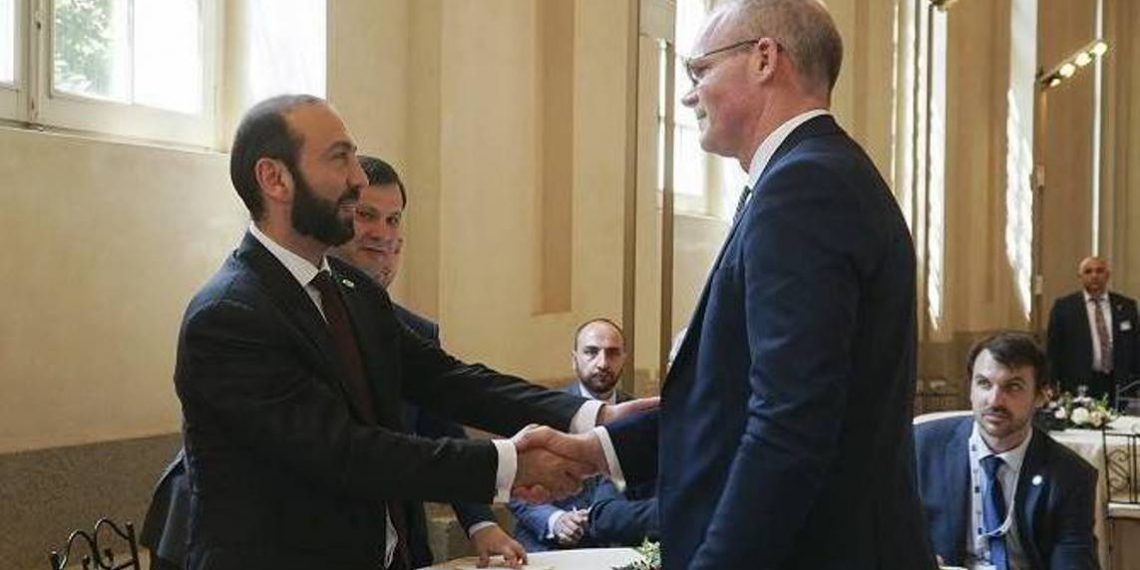 Арарат Мирзоян встретился с министром иностранных дел Ирландии