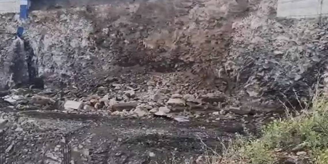 Цицернакабердское шоссе еще закрыто. Автодорога Степанцминда-Ларс открыта