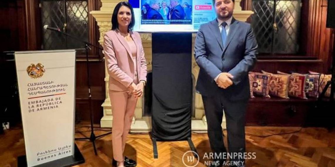 В посольстве Армении в Аргентине состоялась официальная церемония открытия испаноязычного раздела «Арменпресс»