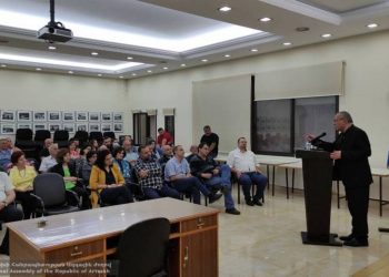 В Ливане находится делегация, возглавляемая председателем Национального собрания Арцаха