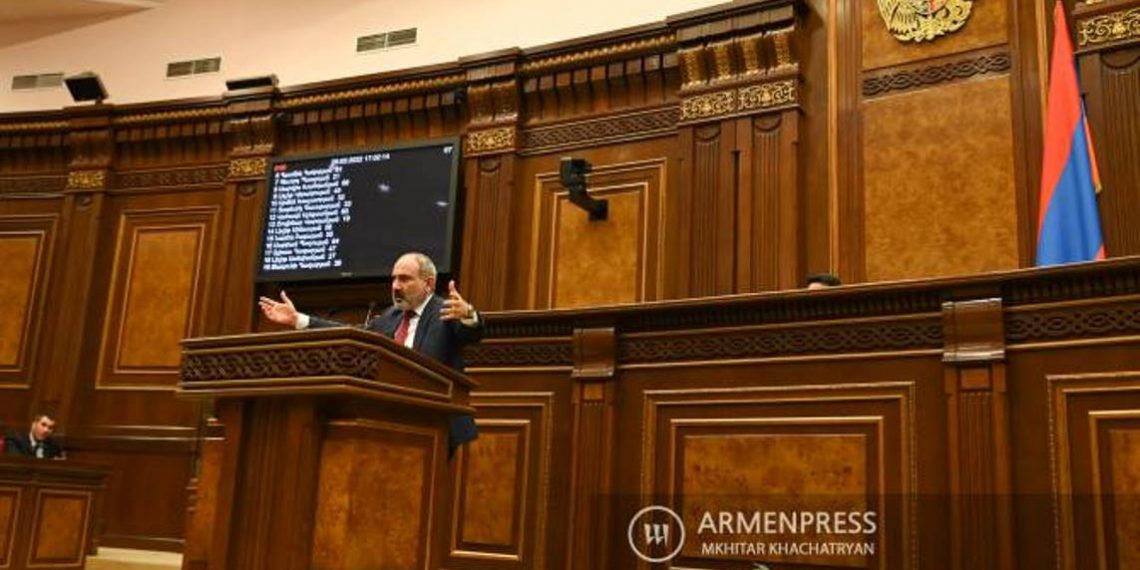 До сих не зафиксировано, чтобы на территории Армении существовали азербайджанские анклавы: Пашинян