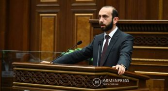 В переговорах Армения-Азербайджан есть прогресс по нескольким направлениям: Арарат Мирзоян