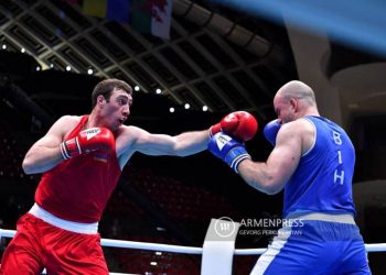 ЧЕ-Ереван: Давид Чалоян одержал победу в первом поединке